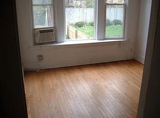 836 W Bradley Pl APT 3R, Chicago, IL 60613