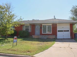 3824 NW Bell Ave, Lawton, OK 73505