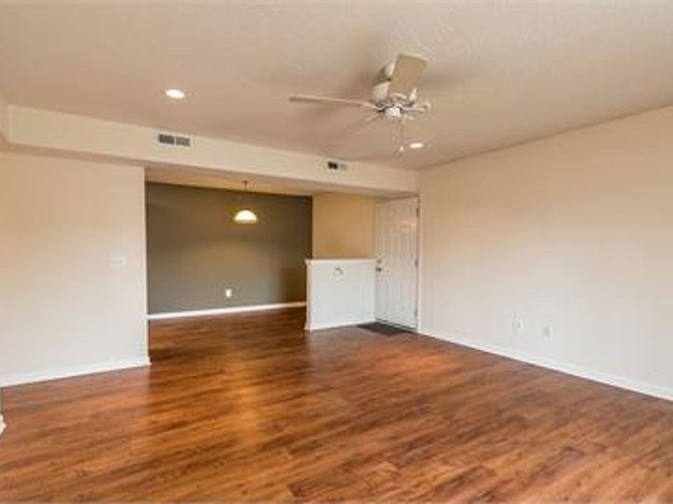 1st image of 111 Park Hill Ln APT 203