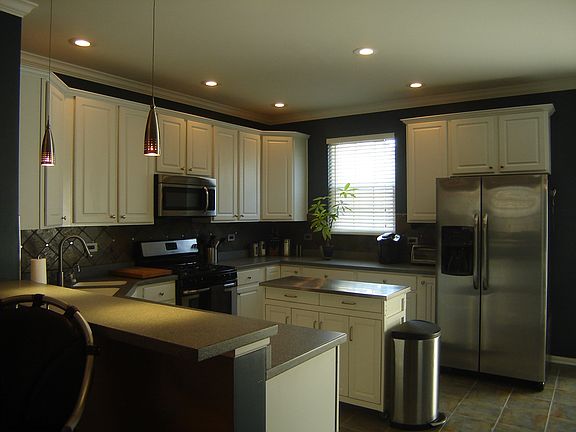 4th image of 630 N Hidden Prairie Ct