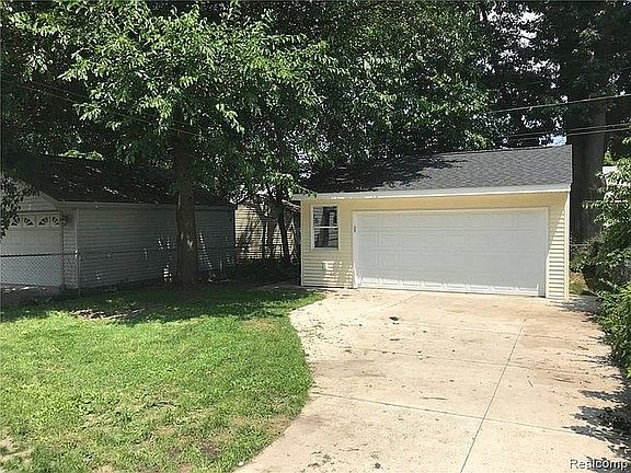 4th image of 4199 Cornell St