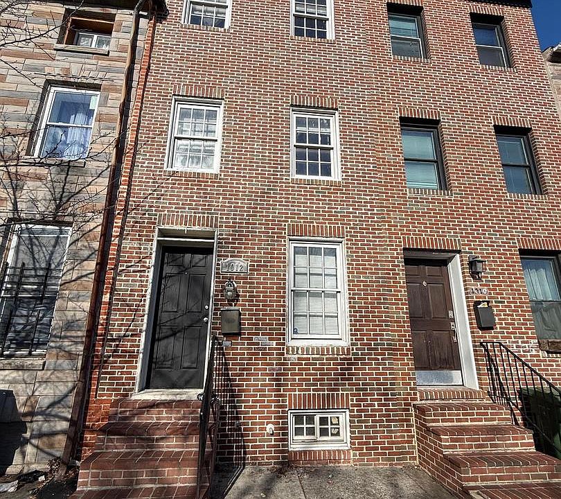 1st image of 1012 W Lombard St