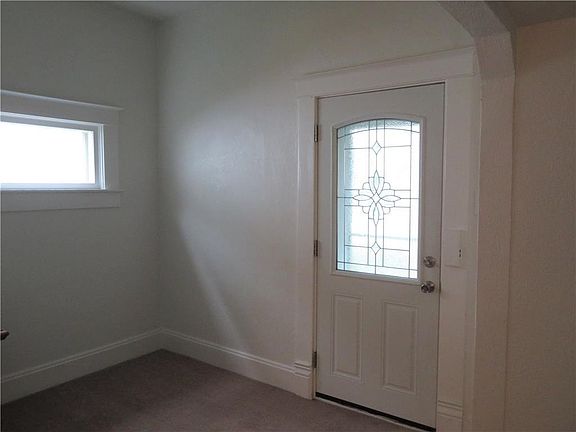 2nd image of 2623 Sacramento St