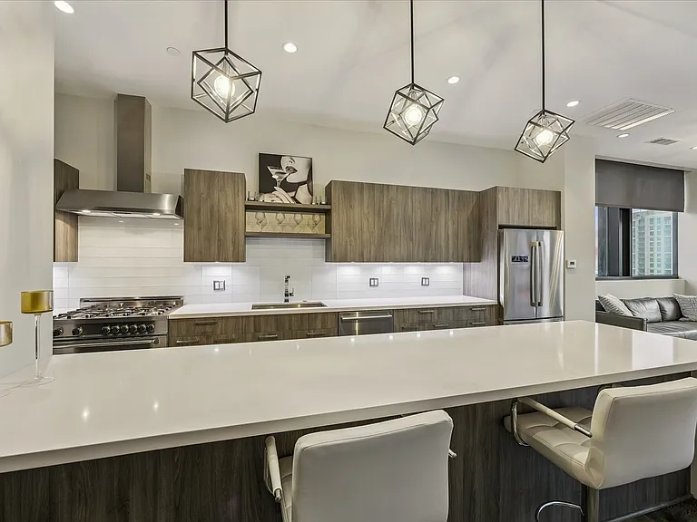 1211 Caroline St #1304 — Photo 11