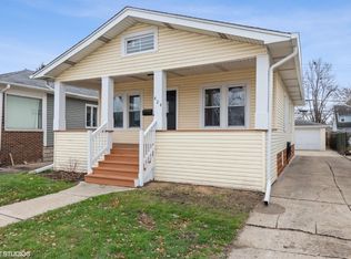 424 165th St, Hammond, IN 46324