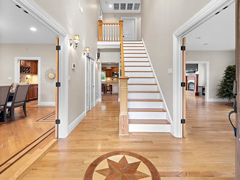 27 Ringwood Ln — Photo 3