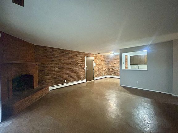 2nd image of 1572 Glen Parker Ave #2