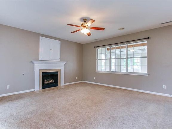 5th image of 6303 Dover Dr