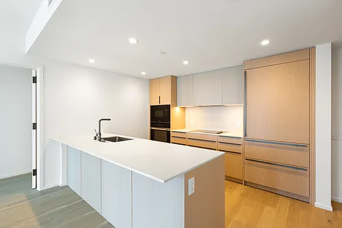 333 Ward Ave #1204 Photo 1