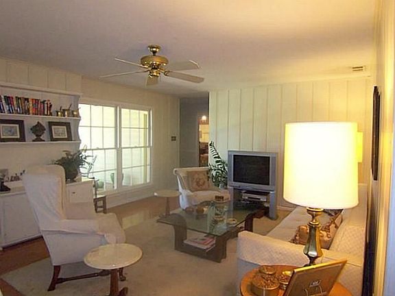 5th image of 1409 Sylvan Dr