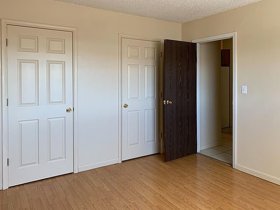 5th image of 1252 Dewar Dr APT 4