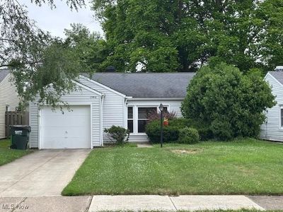 1386 Eastwood Ave, Mayfield Heights, OH, 44124