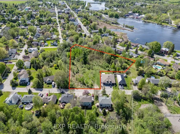 160 Charlotte St, Merrickville Wolford, ON K0G 1N0
