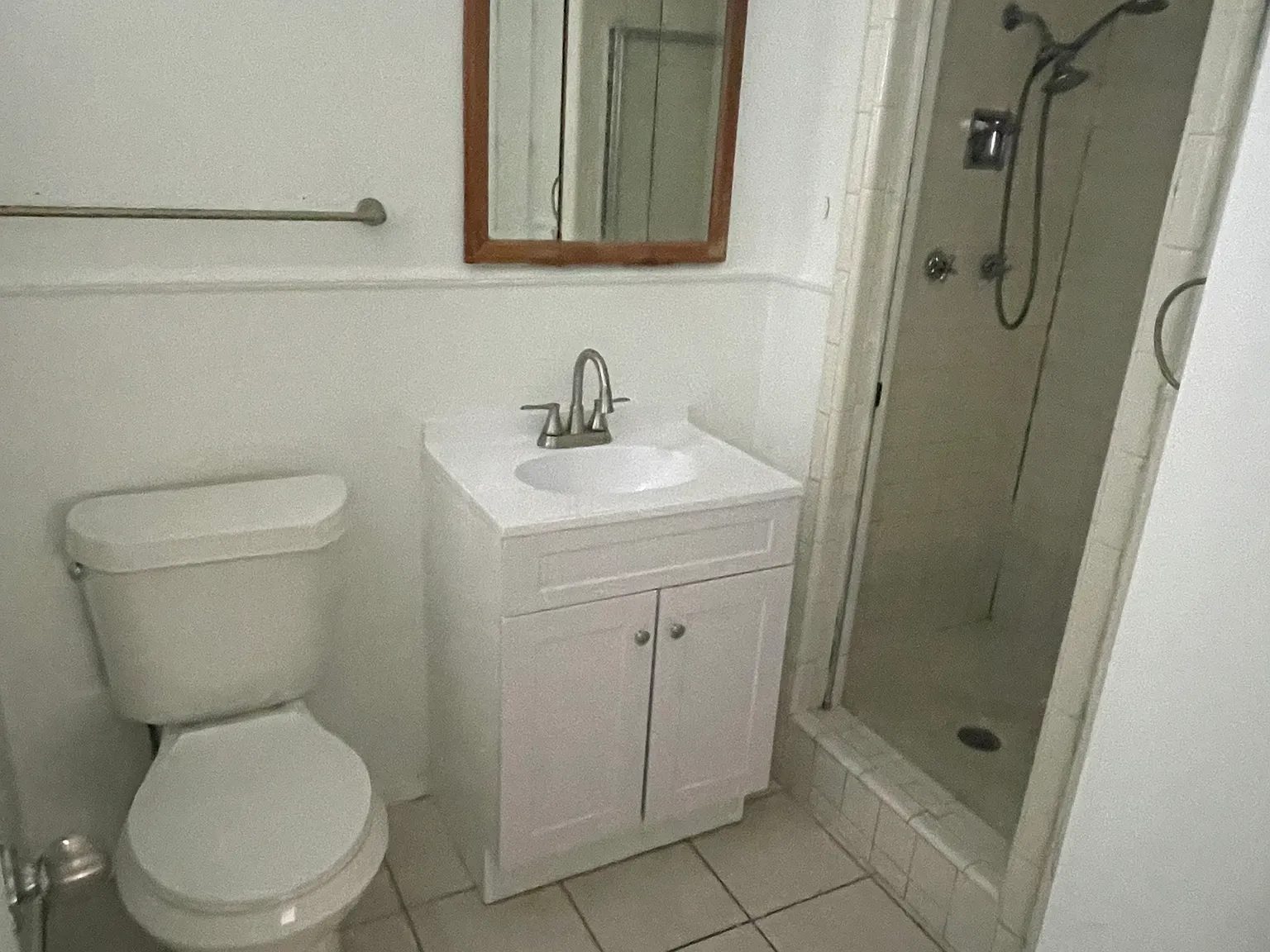 3 bed, 1404 sqft, $2,000 — Photo 4