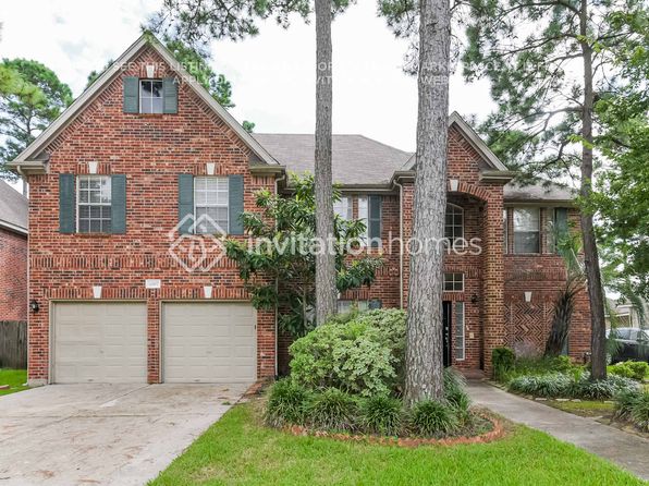 11907 Lakewood Hills Dr