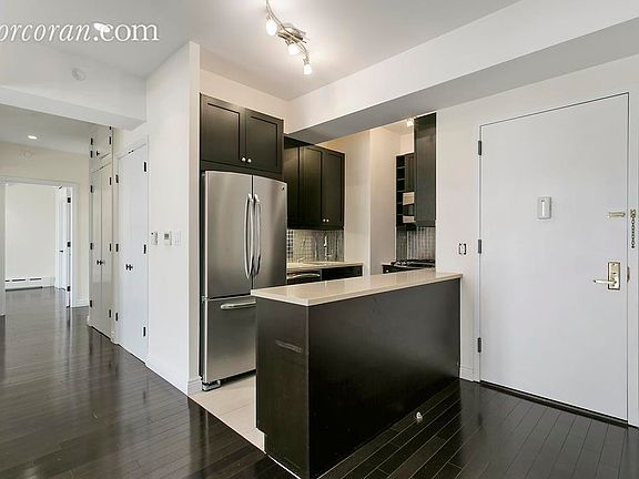 5th image of 30-11 21st St #6C