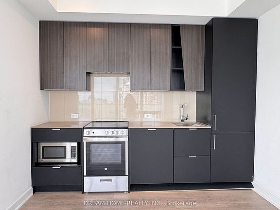 3rd image of 3883 Quartz Rd #1504