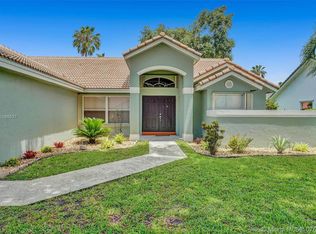 12483 SW 8th Ct, Davie, FL 33325