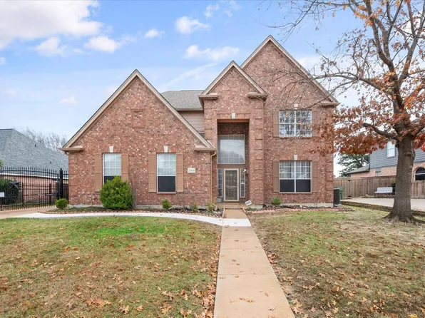 2604 Rocky Creek Dr, Mansfield, TX 76063