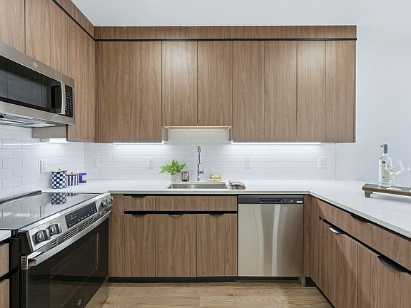 4th image of 8401 4th Ave #402