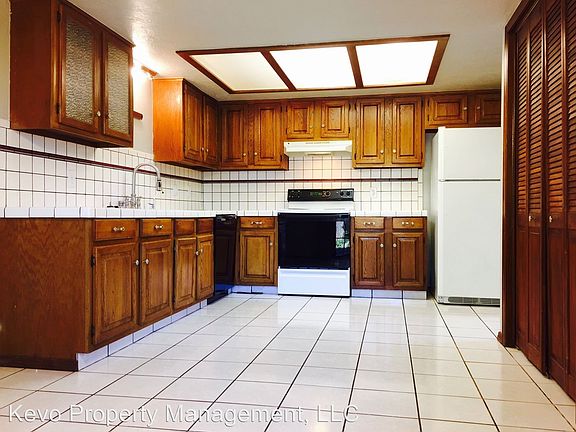 4th image of 12341 Cedar Springs Ln