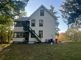 8 Summit St #FIRST FLOO — Photo 3