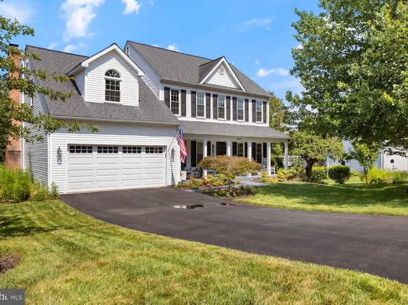 2082 Hammond Ave, Marriottsville, MD 21104