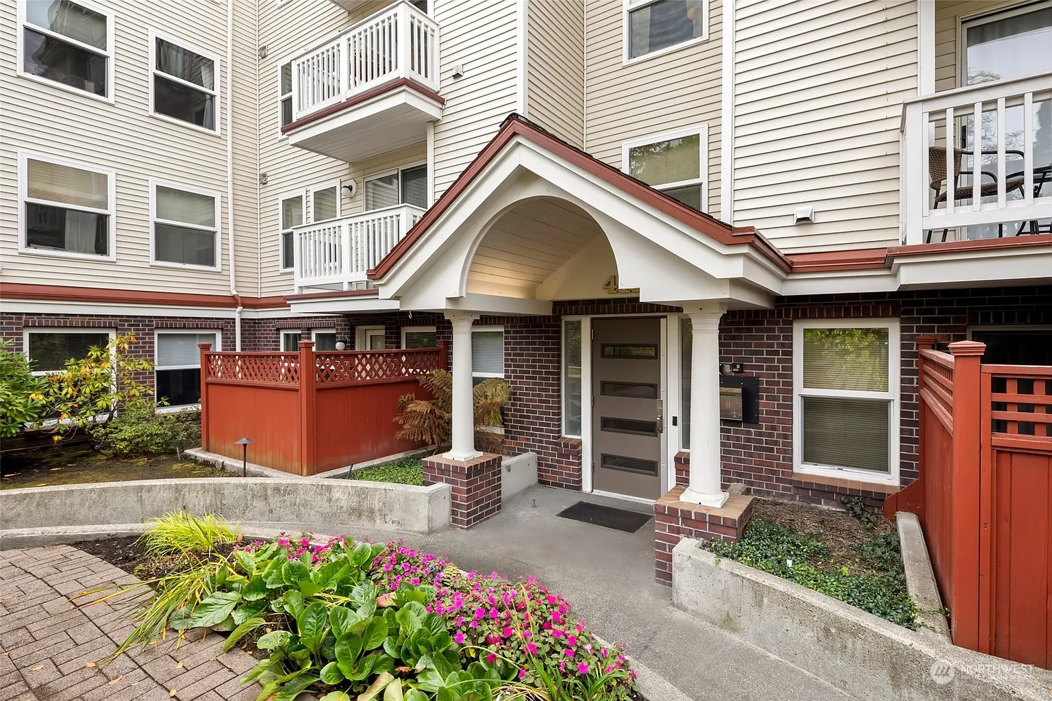 411 N 90th Street #301 photo 1