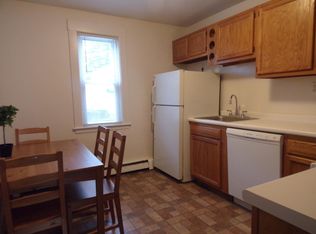 198 Everett St, Quincy, MA 02170