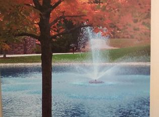 2350 W Good Hope Rd UNIT 150, Glendale, WI 53209