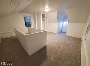 1012 E Warrington Ave, Pittsburgh, PA 15210