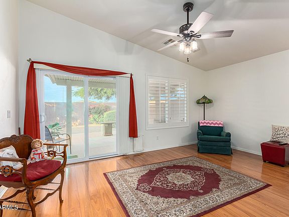 5th image of 1366 E AUGUSTA Avenue