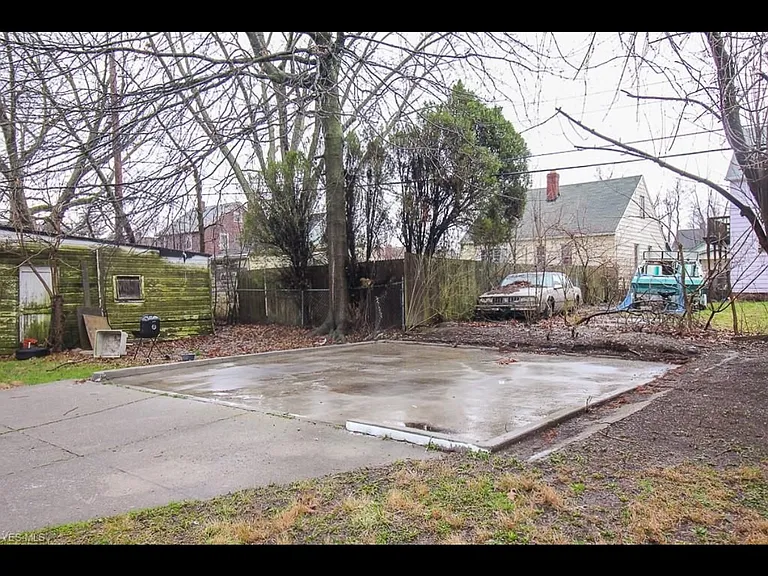 14017 Saybrook Ave #1 — Photo 10