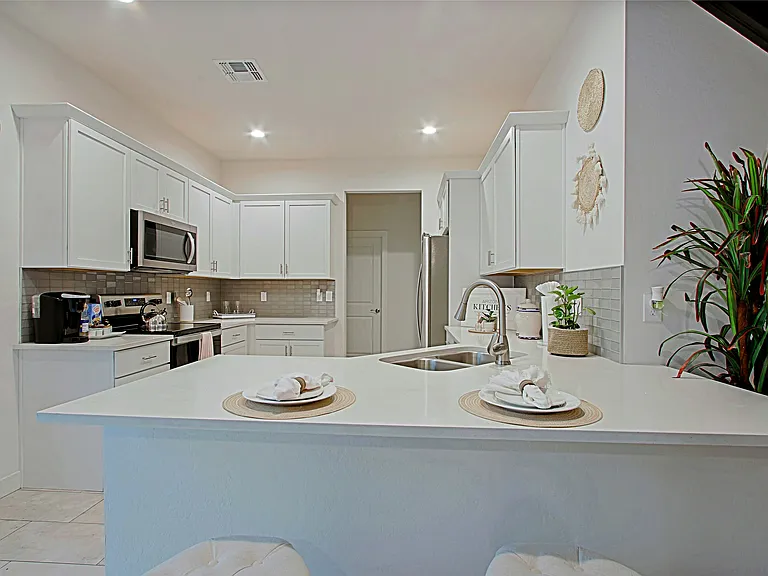 Luxana Apartments — Photo 79