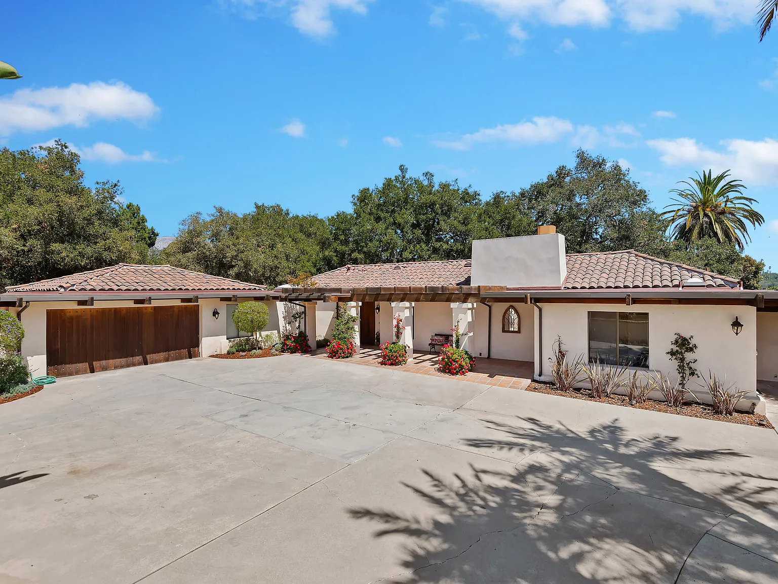 3 bed, 3.0 bath, 2173 sqft, $15,000 — Photo 3