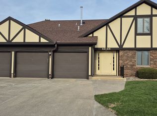 43 Crystal Ct #B-1, Pontiac, IL 61764