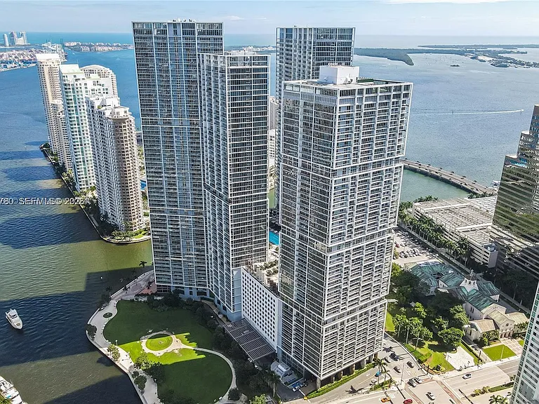 475 Brickell Ave #3710 — Photo 2