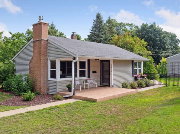 5829 Queen Ave S, Minneapolis, MN 55410