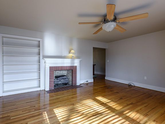 4th image of 2908 S Evans Street