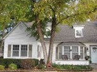 412 Hyde Park Dr, Hutchinson, KS 67502