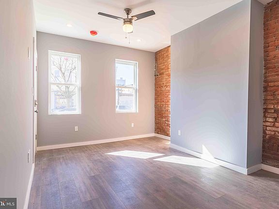 4th image of 2527 N Front St #1