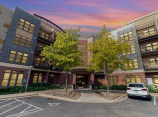 150 E Travelers Trl APT 117, Burnsville, MN 55337
