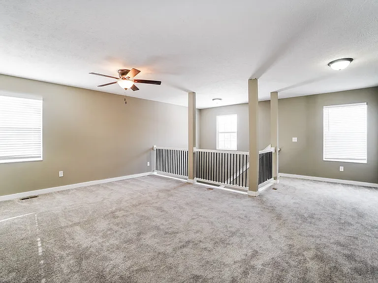 4902 Dickens Dr — Photo 10