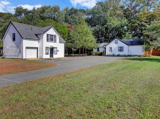 5 Branch Rd, Oakhurst, NJ 07755