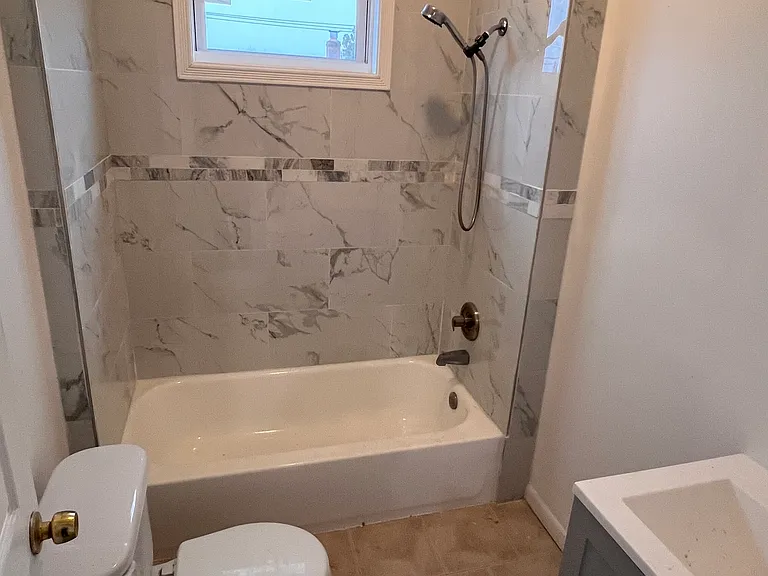 247 Elm St #2 — Photo 6