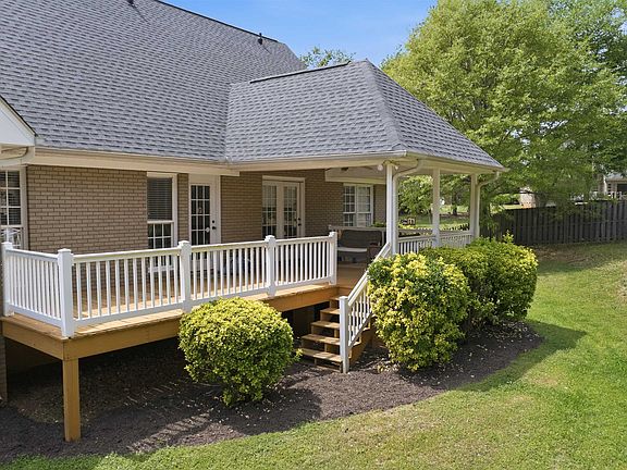 4th image of 822 Tapestry Ct