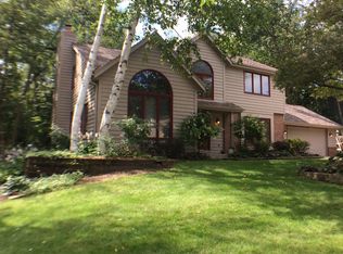 4255 S Coventry Rd, New Berlin, WI 53151