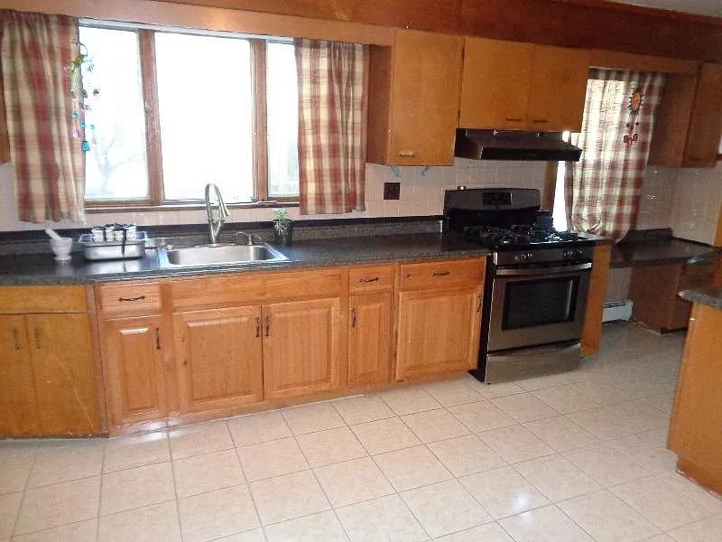 2 bed, 1600 sqft, $2,900 — Photo 2