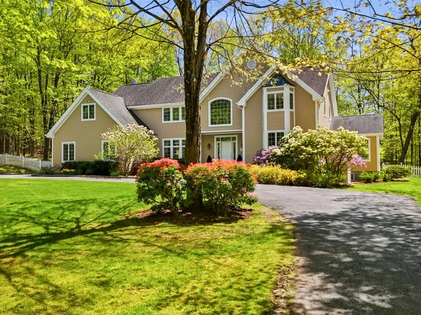 26 Autumn Ridge Road, Pound Ridge, NY 10576