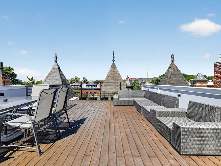 Roof Top Deck